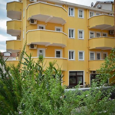 Apartmani Alexandra บุดวา ภายนอก รูปภาพ