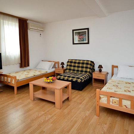 Apartmani Alexandra บุดวา ห้อง รูปภาพ