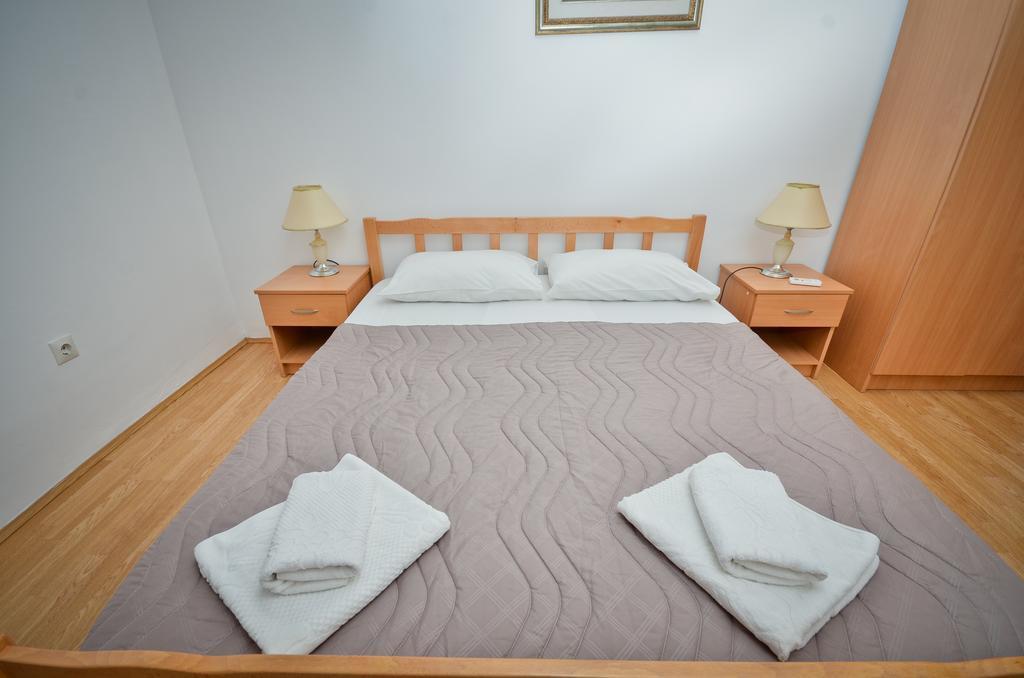 Apartmani Alexandra บุดวา ห้อง รูปภาพ