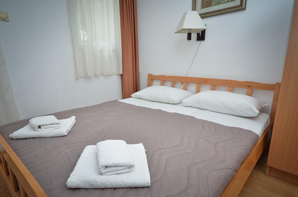 Apartmani Alexandra บุดวา ห้อง รูปภาพ