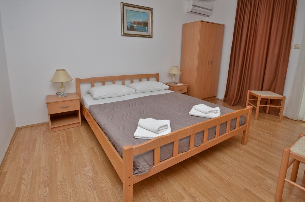 Apartmani Alexandra บุดวา ห้อง รูปภาพ