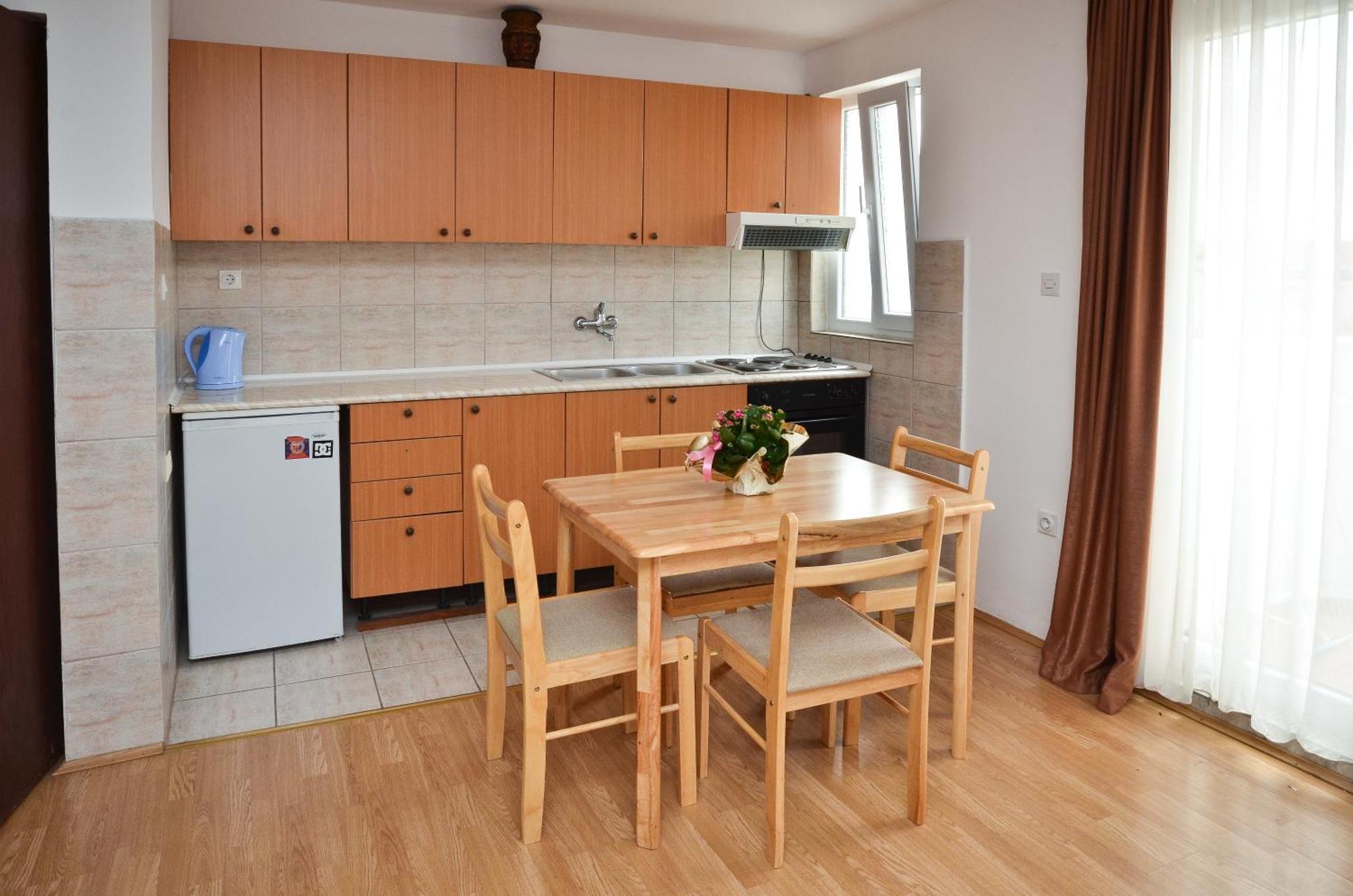 Apartmani Alexandra บุดวา ห้อง รูปภาพ