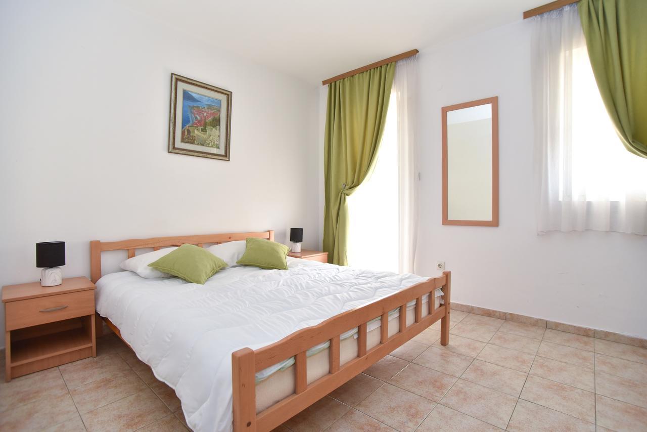 Apartmani Alexandra บุดวา ภายนอก รูปภาพ