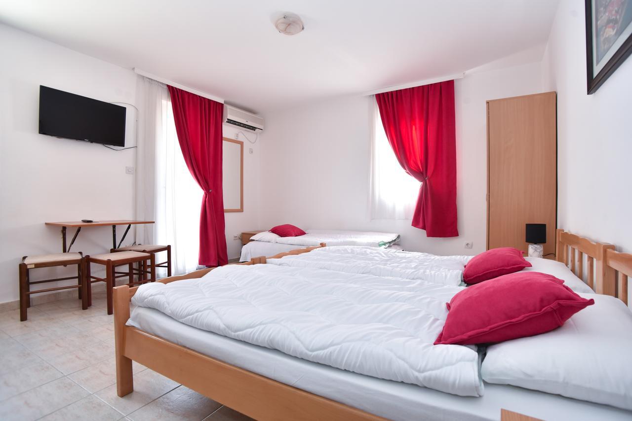 Apartmani Alexandra บุดวา ภายนอก รูปภาพ